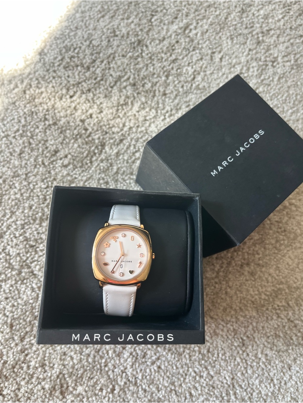 Marc Jacobs Rose Gold-Tone Case White Leather Strap Women's Watch